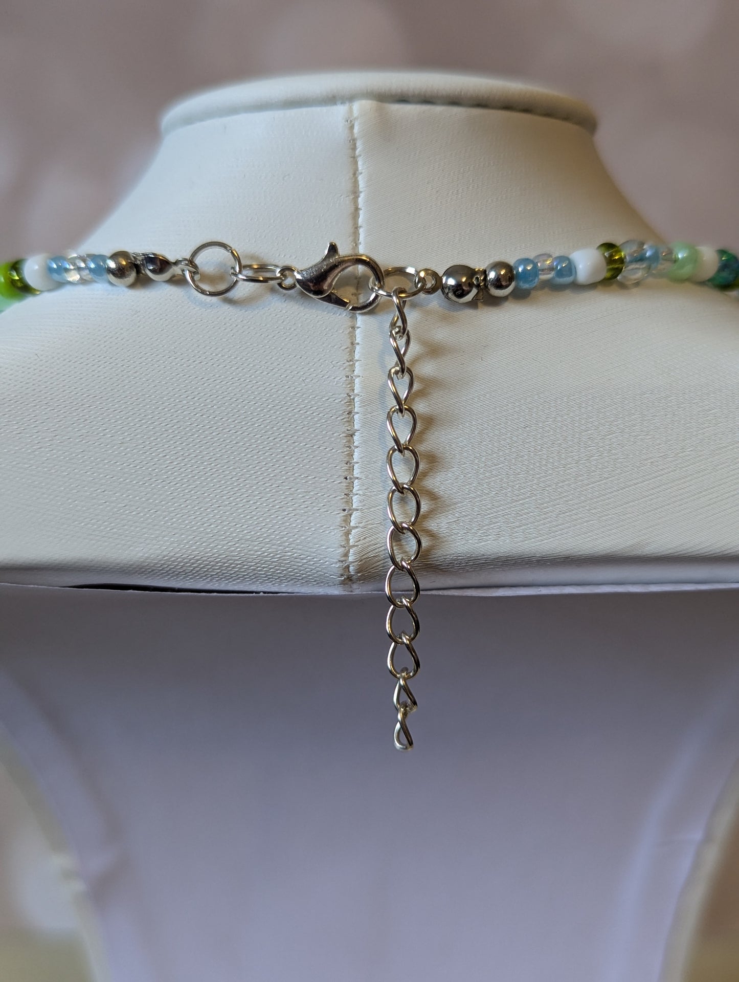 Flower Vase Pendant Necklace