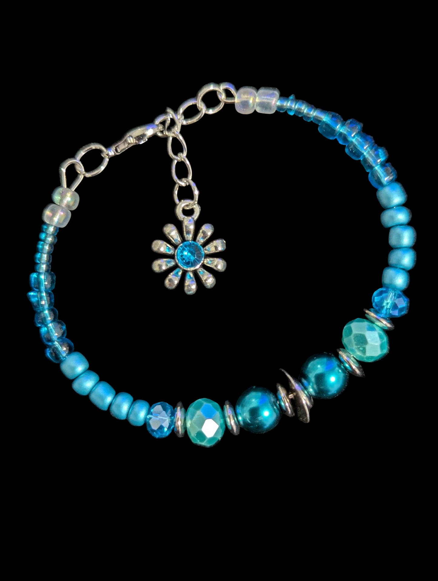 Daisy Flower Wire Bracelet