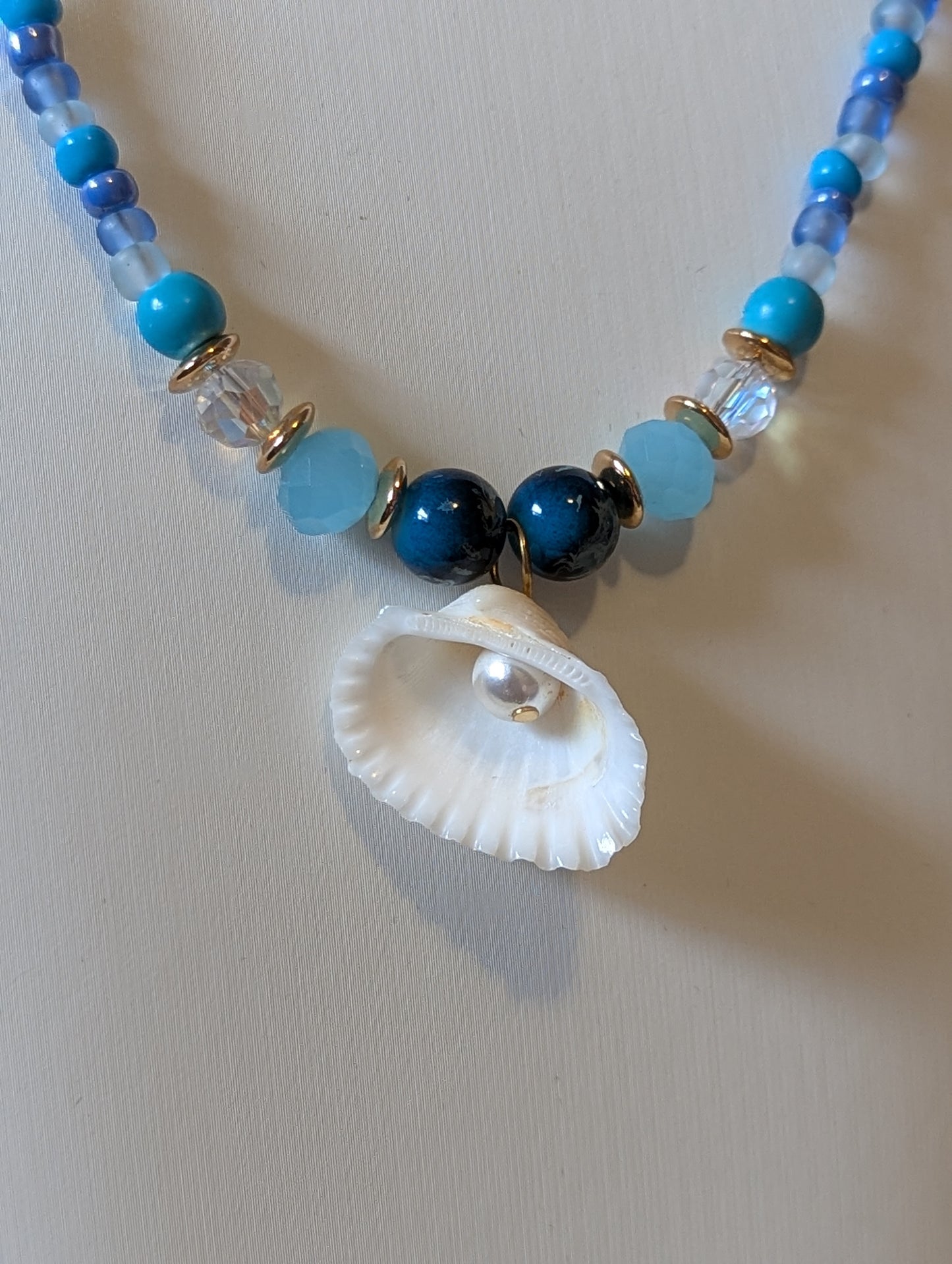 Clamshell Pendant Necklace