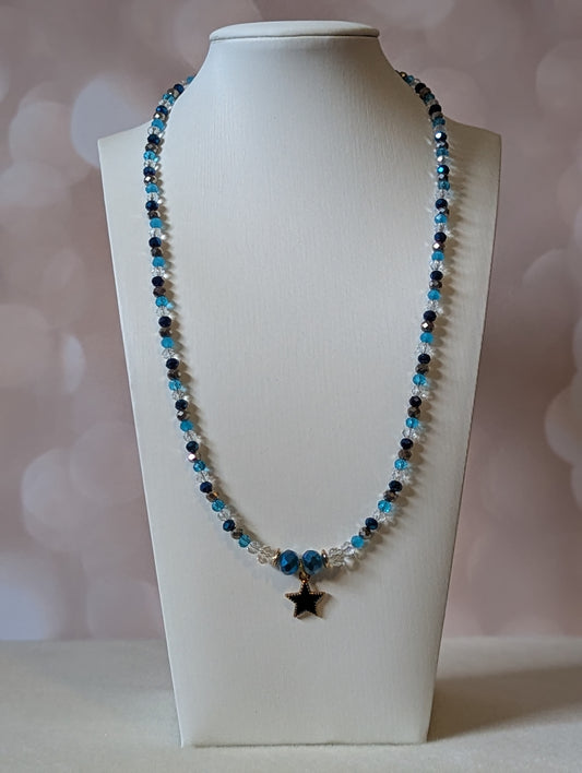 Metallic Star Pendant Necklace