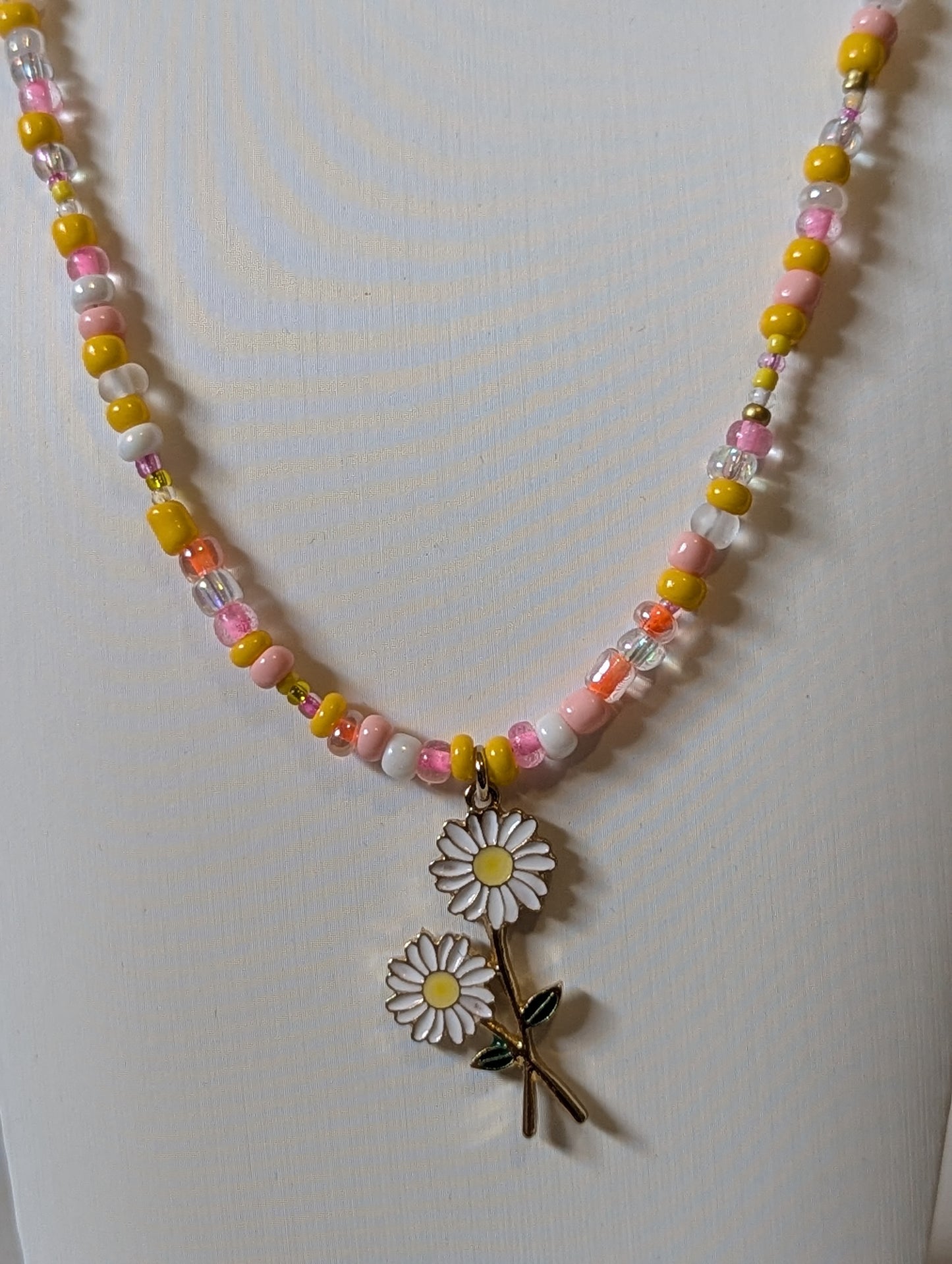 Daisy Pendant Necklace