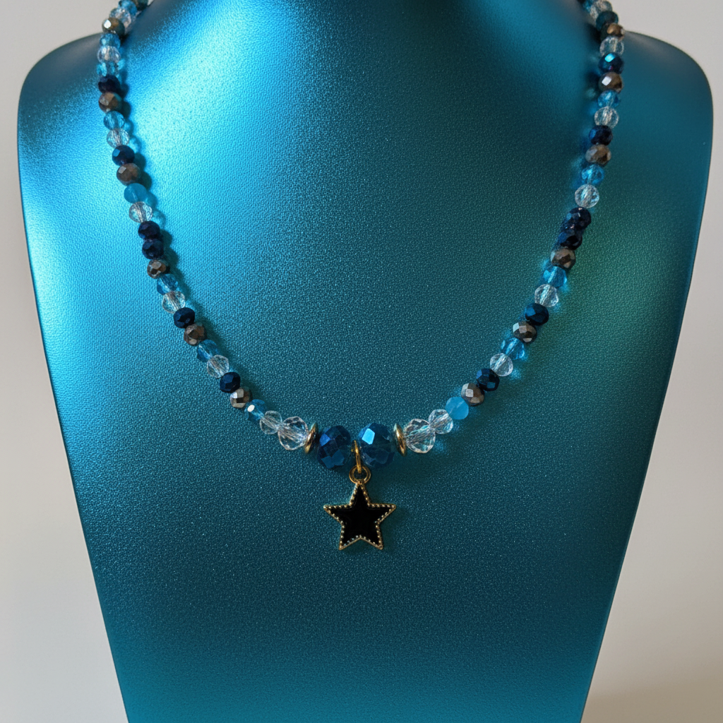 Metallic Star Pendant Necklace