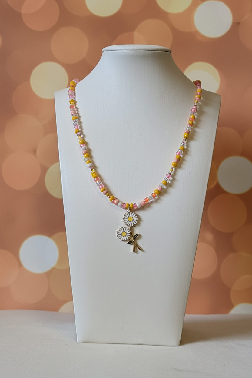 Daisy Pendant Necklace