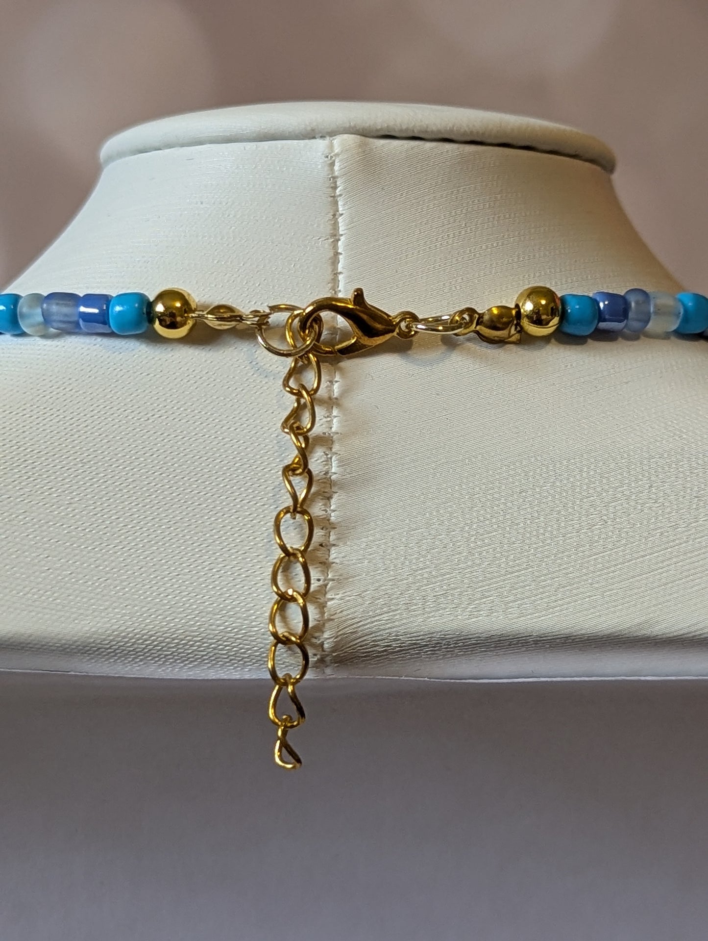 Clamshell Pendant Necklace